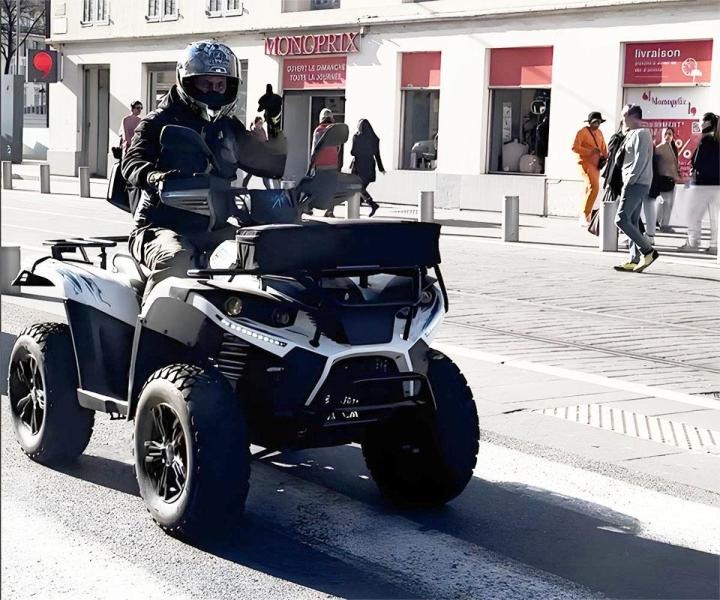 Excursion solo en quad électrique Nice